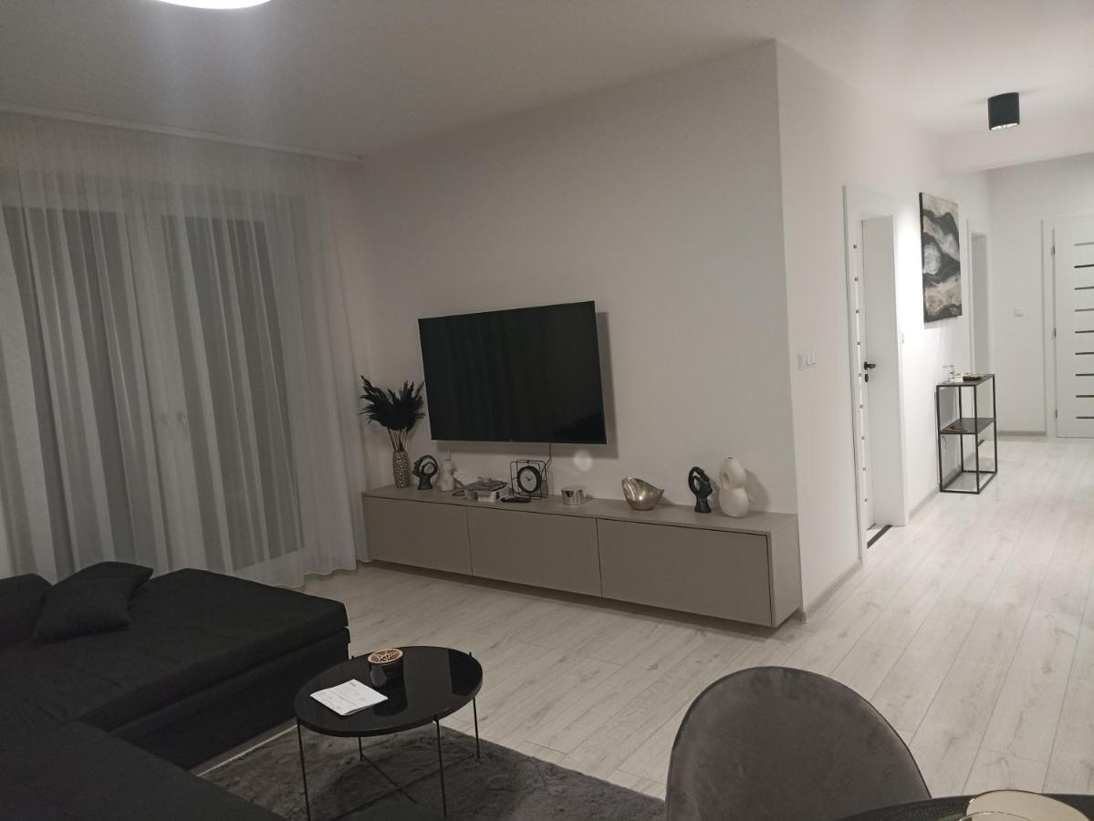 Mbv28 Apartments Poprad Eksteriør billede
